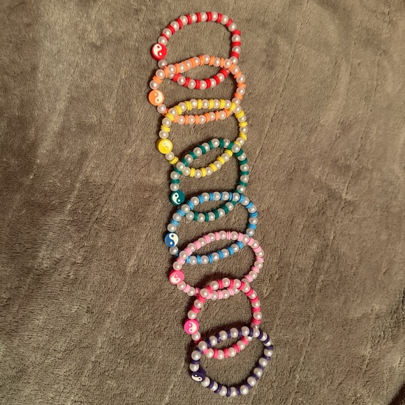 rainbow ying-yang pearl bracelets - Picture 1 of 8
